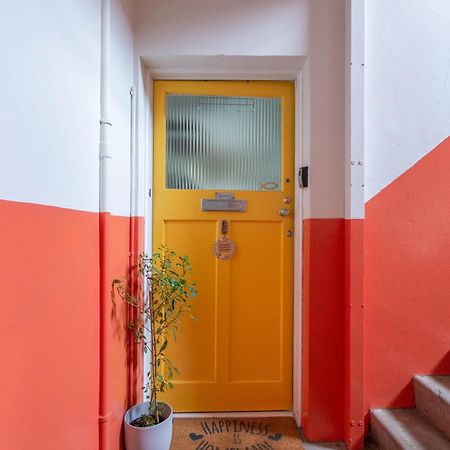 Bright & Spacious Double Room With Garden View- Close To Airport & City Centre Edynburg Zewnętrze zdjęcie