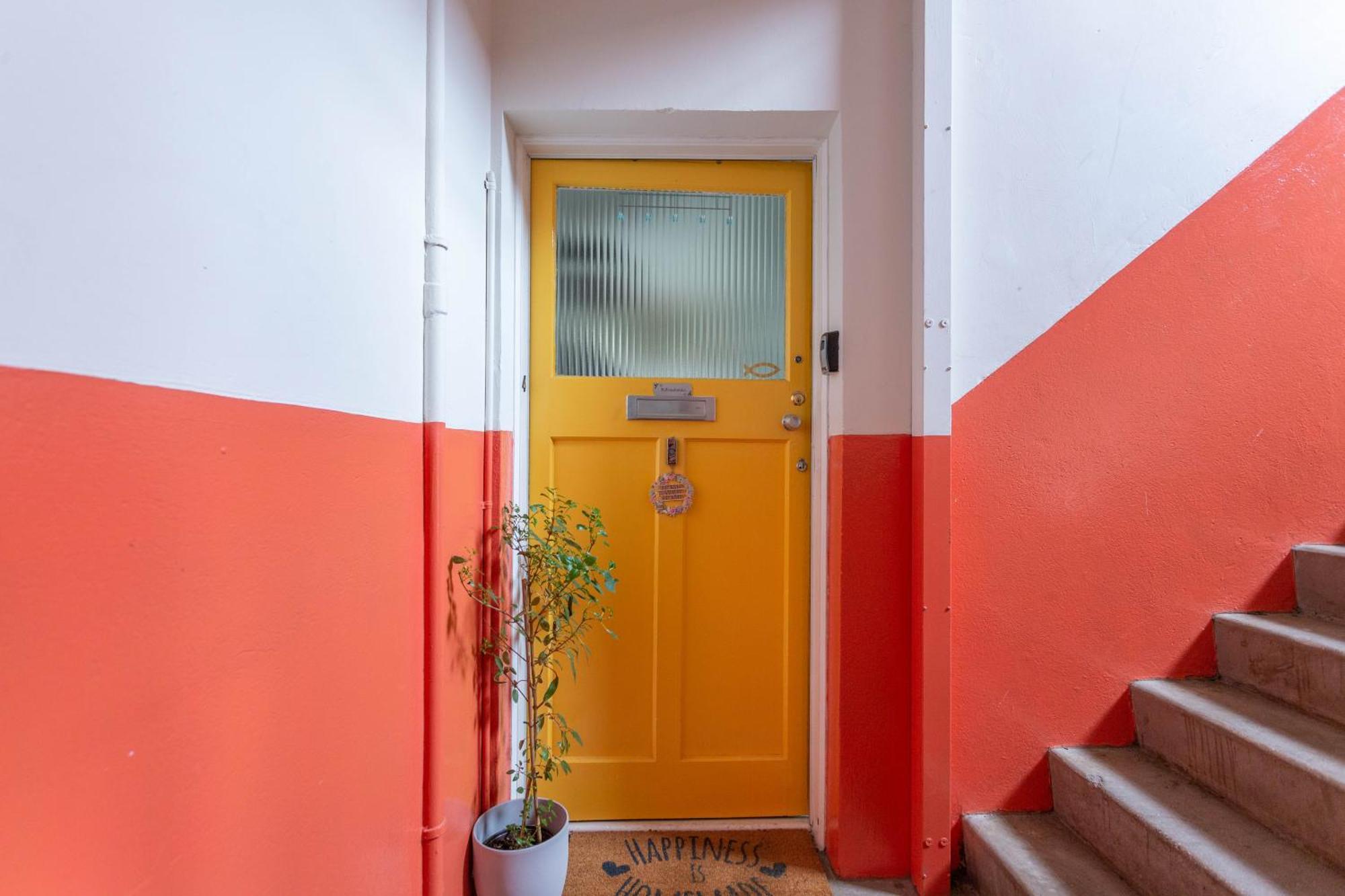 Bright & Spacious Double Room With Garden View- Close To Airport & City Centre Edynburg Zewnętrze zdjęcie